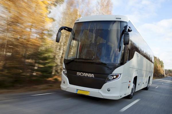 Taxi Amsterdam Schiphol Minibus Touringcar Vip privé chauffeur pendeldient congress evenement groeps vervoer taxibedrijf busbedrijf touringcarbedrijf 